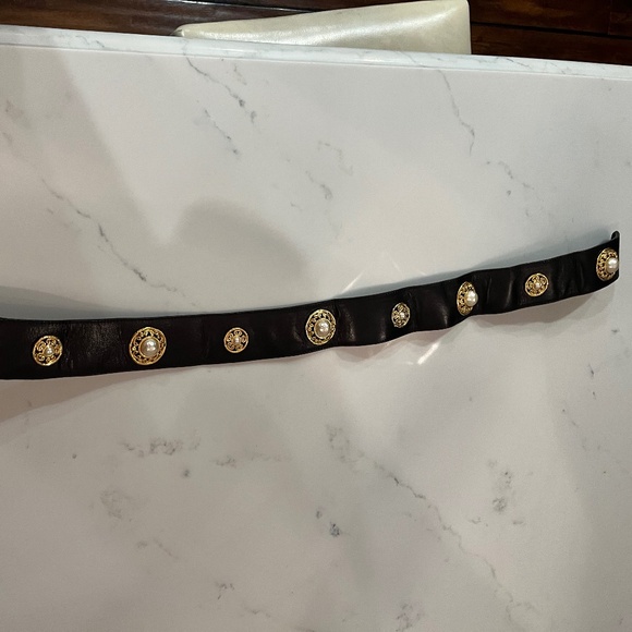 Edouard Rambaud Paris Vintage Black leather belt w/ Gold / Pearl Medallions, main image 2